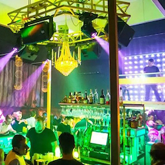 永盈会让夜店客与近邻在斯德哥尔摩的Underbara愉快相处